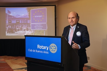 Gonzalo Uriarte, embajador de Chile, Rotary Club de Buenos Aires