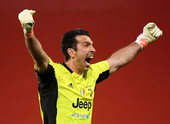Buffon no ve con malos