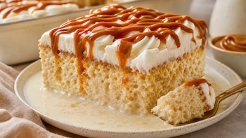 Pastel de tres leches con dulce de leche: el postre cremoso que hará que todos pidan otra rebanada