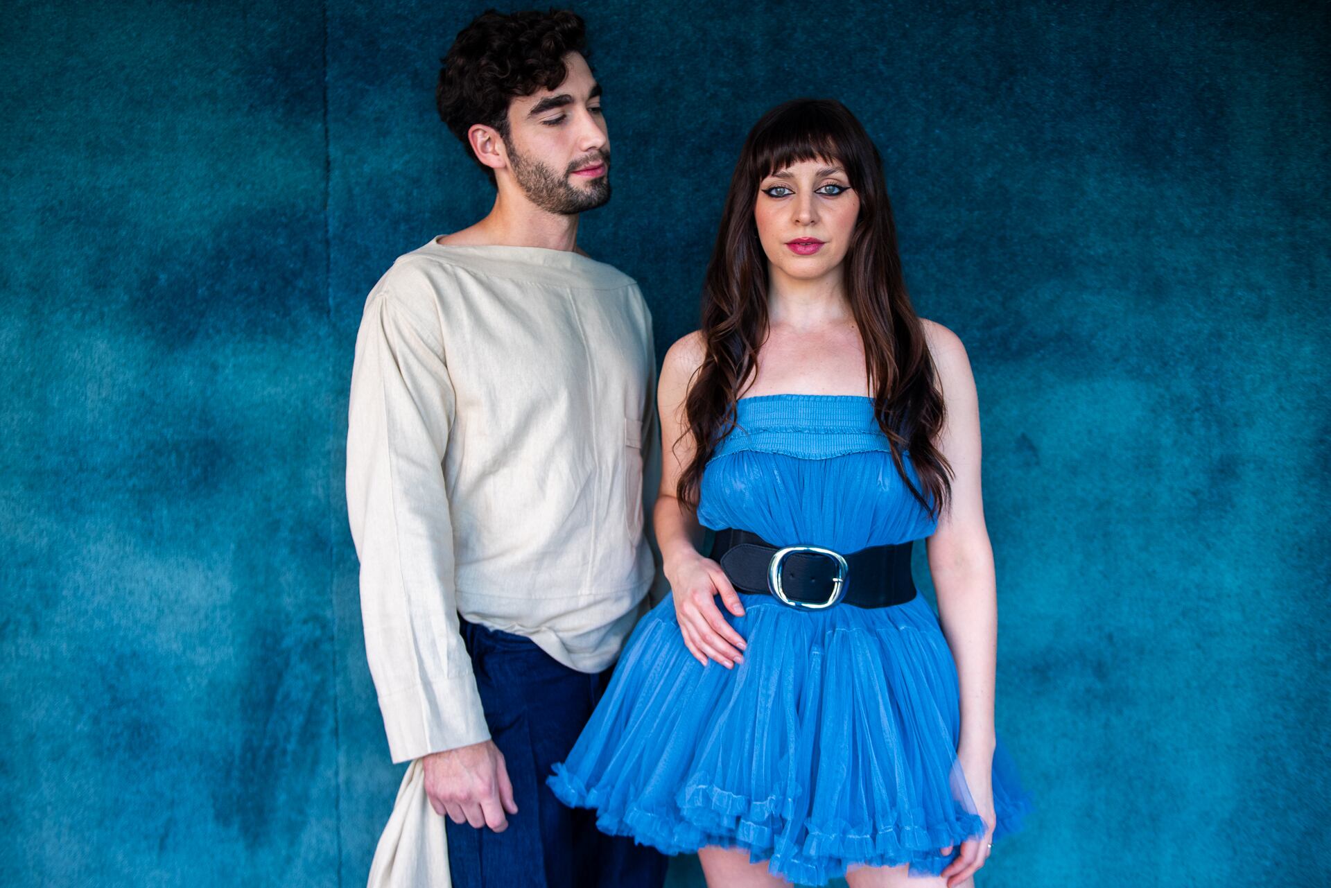 La actriz se sumerge en una época compleja para dar vida a un personaje que atraviesa contradicciones, aprendizajes y emociones profundas, en una película que retrata la intensidad de los primeros vínculos sentimentales