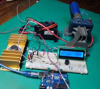 El prototipo del cañón. (@CONICETLaPlata)