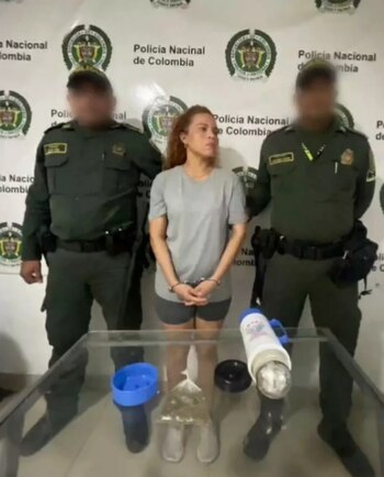 Mujer es detenida por llevar