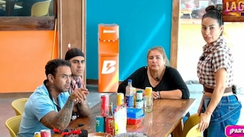 Pamela López se mostró angustiada durante el temblor en ‘La Granja VIP’ y mencionó a sus hijos en pleno susto. YouTube.