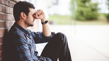 ¿Crees que tienes mala suerte en el amor y siempre te pasa lo mismo? Una psicóloga explica la verdadera razón detrás de este bucle