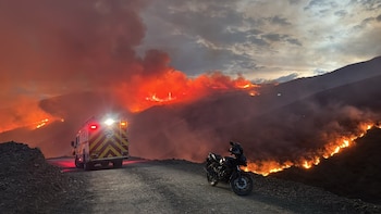 Incendio forestal en Yumbo, Valle del Cauca, se extiende por Cerro El Gordo y Dapa: buscan apoyo aéreo