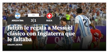 Titular de noticia sobre deporte, fútbol y Copa Mundial. Texto: Argentina 3 Suiza 1. Jugadores Messi, Álvarez, Martínez. Semifinal contra Inglaterra
