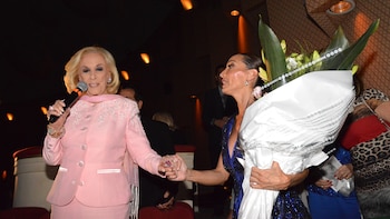 Mirtha Legrand, ovacionada en el espectáculo de Mora Godoy (Fotos: Prensa Aguada)