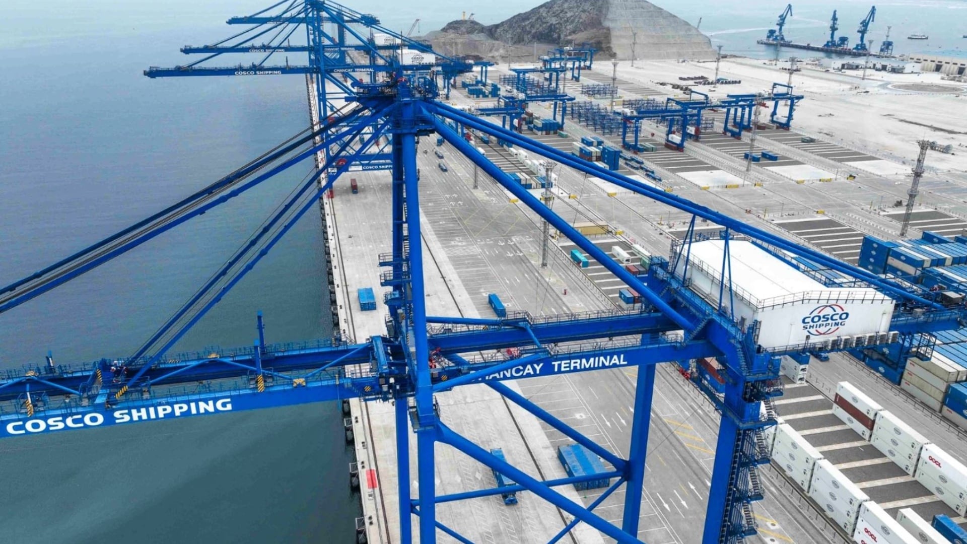 Rodríguez Mackay señaló que China debe revisar cómo gestiona los intereses de sus empresas en el Perú, especialmente en Chancay. Foto: Logística 360
