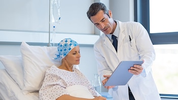 Nuevo tratamiento mejora la supervivencia ante el cáncer de mama agresivo