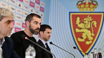 El Real Zaragoza destituye al