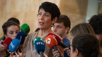 El Gobierno desplegará tres nuevos dispositivos para atender a 1.500 migrantes en Ceuta: “La colaboración entre instituciones es fundamental”