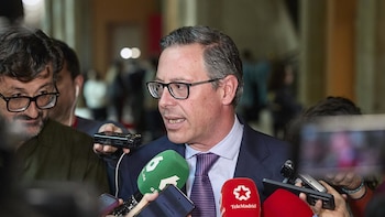 PP defiende que no invitará al Dos de Mayo a un Gobierno que "insulta" y que quiere "acabar" con Ayuso desde pandemia