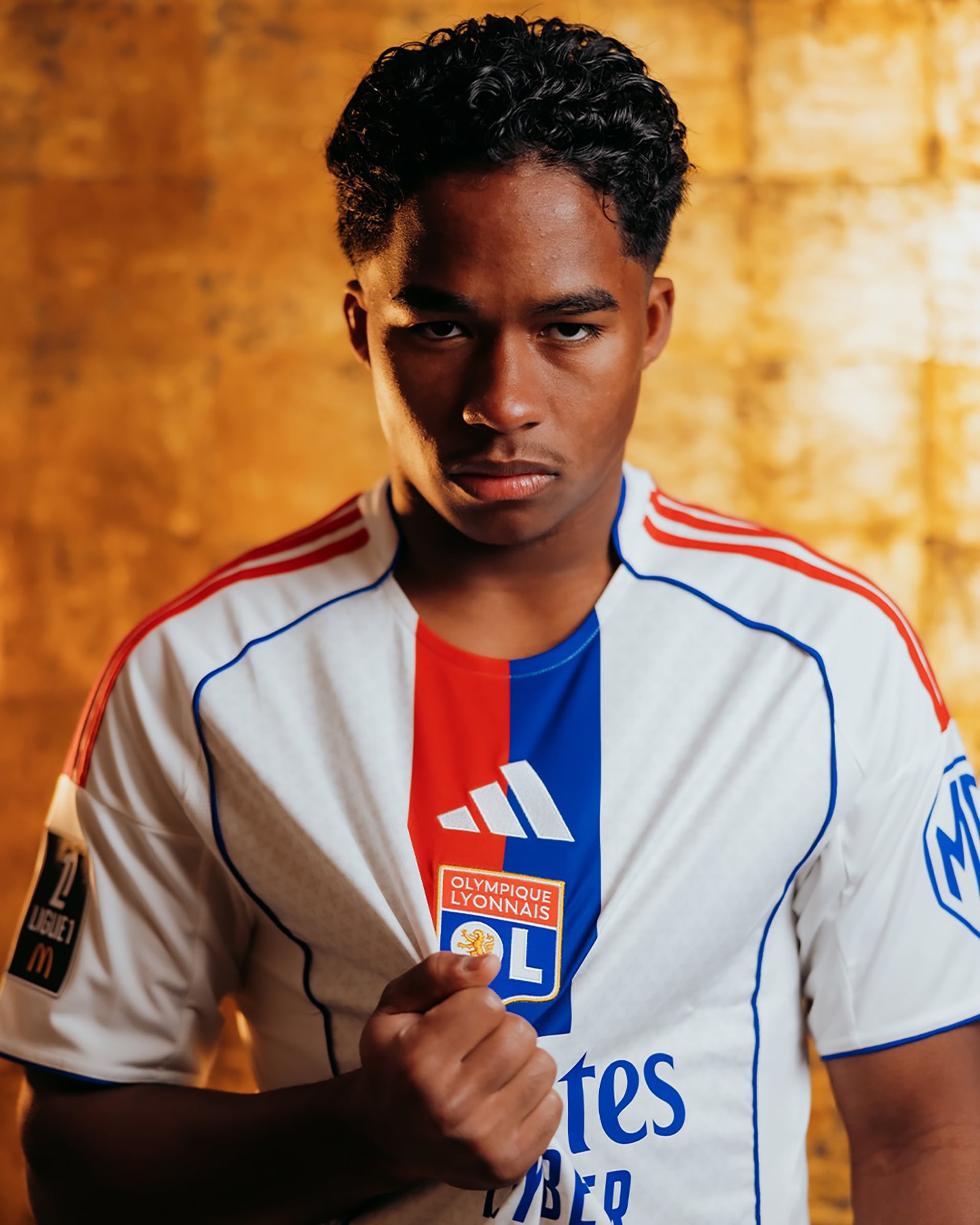 Tras ser confirmado como flamante refuerzo del Lyon, Endrick emprendió unas vacaciones familiares