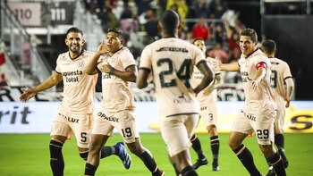 Universitario vs Atlético Nacional: ‘cremas’