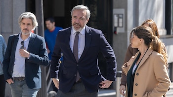 Azcón emplaza a Vox a