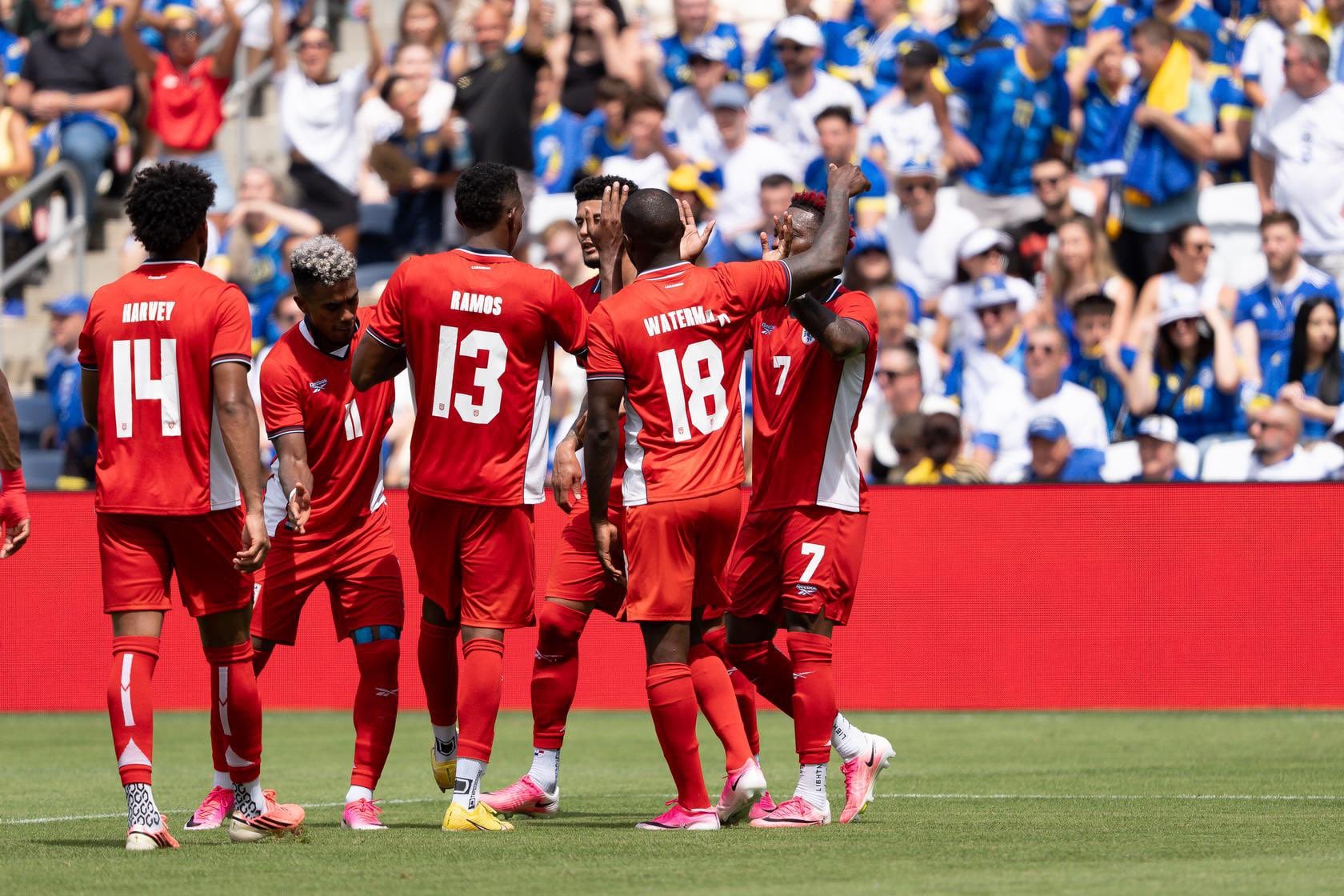La Marea Roja igualó en St Louis tras un cabezazo de Nikola Kati y la respuesta de Jiovany Ramos al 45+3. (X/ @fepafut)