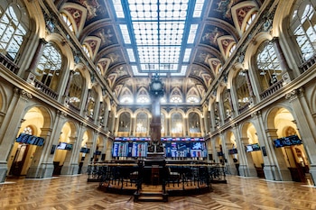 Fotografía tomada en el interior del Palacio de la Bolsa de Madrid.