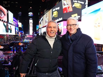 El público disfruta la complicidad