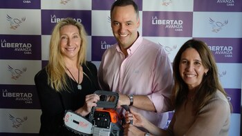 Karina Milei, Manuel Adorni y