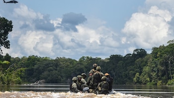 Polémica mina que se estaría explotando ilegalmente en predios de una base militar, habría pertenecido a Pablo Escobar: esta es la historia de ‘La Mandinga’