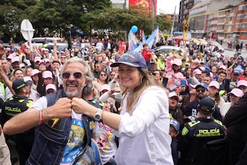 Oviedo y Paloma recorren el país en la “Palovieta” para difundir una propuesta de centro ante un escenario polarizado. - crédito @PalomaValenciaL/X