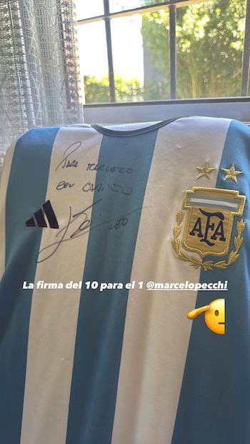La camiseta firmada por Messi