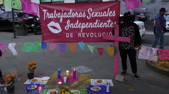 Además de honrar la memoria