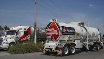 Expertos piden combatir el huachicol en las aduanas y refinerías de Pemex