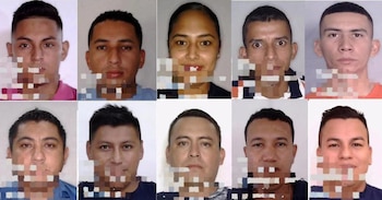 Según la acusación, los policías sustrajeron dinero y objetos de valor de las víctimas, utilizando amenazas y fuerza física.