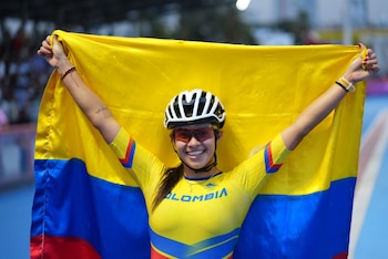 El patinaje aportó la mayor cantidad de títulos para Colombia con los oros de Gabriela Rueda y Juan Jacobo Mantilla en los 10.000 metros eliminación-crédito Comité Olímpico Colombiano