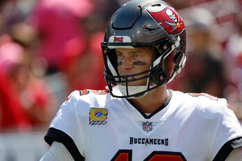 Tras permanecer por alrededor de dos décadas con los Patriotas, el mariscal de campo cambió de equipo a los bucaneros. (Foto: Kim Klement-USA TODAY Sports)