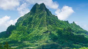 Cómo es la cumbre más alta de Tahití qué atrae a científicos y viajeros