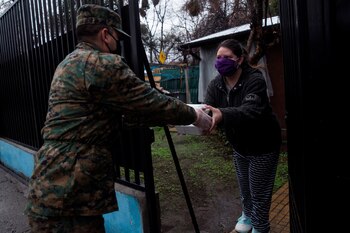 Trabajadores municipales colaboran con miembros