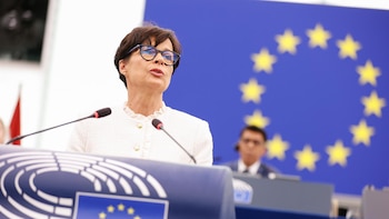 Bruselas reivindica que Serbia "es mucho más" que la glorificación de Mladic