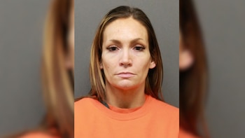 Cyrena Anne Quast, mujer que se hizo viral por su parecido con Jennifer Lopez