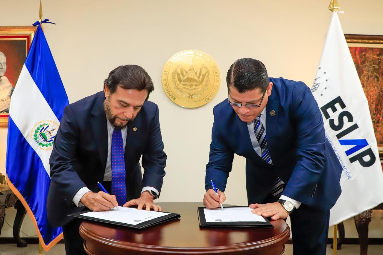 La nueva alianza busca fortalecer la modernización institucional a través de cooperación y sinergia entre las entidades públicas salvadoreñas./ (Redes de Félix Ulloa)