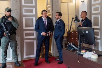 Lara fue citado al Palacio de Nariño antes de conocer la decisión de su salida del Ejecutivo - crédito Instagram de Rodrigo Lara