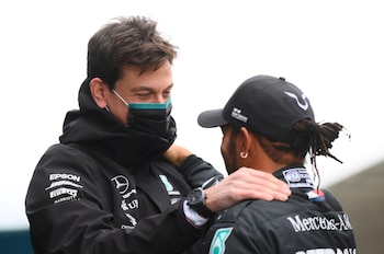 El director de Mercedes salió