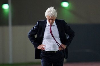 El experimentado DT argentino renunció