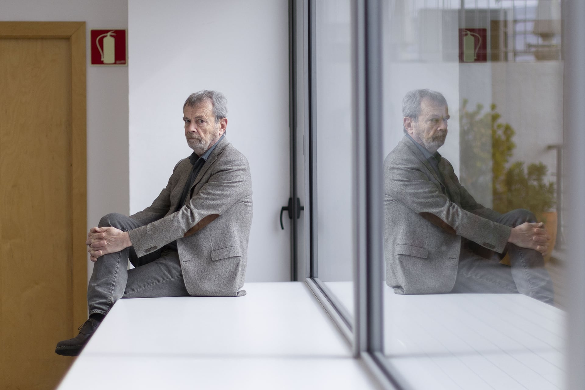 Pierre Lemaitre se inspira en los 'episodios nacionales' de Benito Pérez Galdós para narrar la historia reciente de Francia