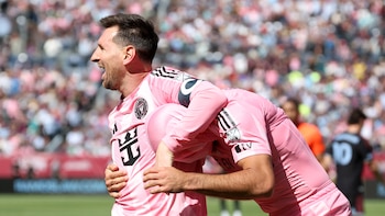 Sutil definición de penal y un golazo para ganar el partido: el show de Lionel Messi en la victoria del Inter Miami