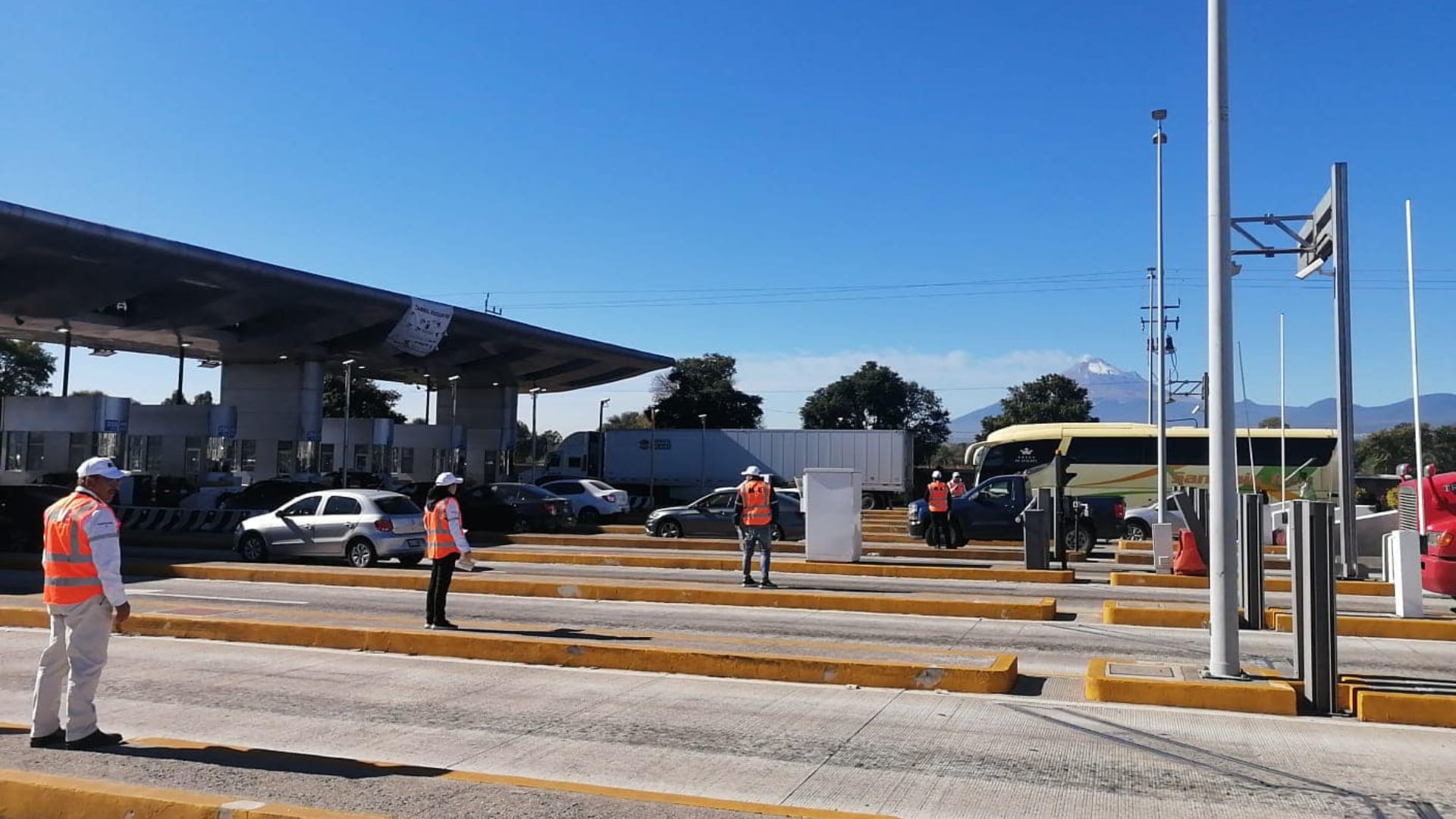 El aumento en las tarifas de peaje de la Red FONADIN y CAPUFE responde al costo actualizado de operación y mantenimiento de la infraestructura vial federal (Facebook/CAPUFEmex)