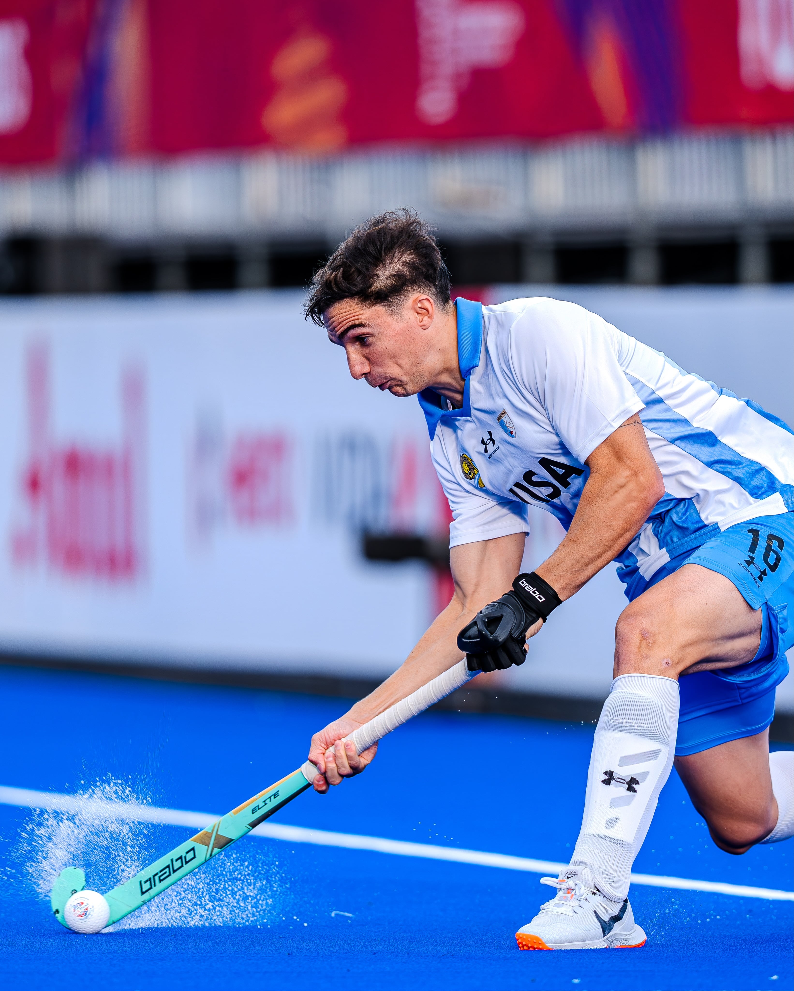 El seleccionado masculino sumó tres unidades con una diferencia importante, antes de medirse con el anfitrión (@hockey.worldcup)