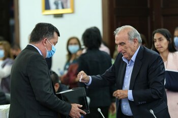 Humberto de la Calle, Senador.