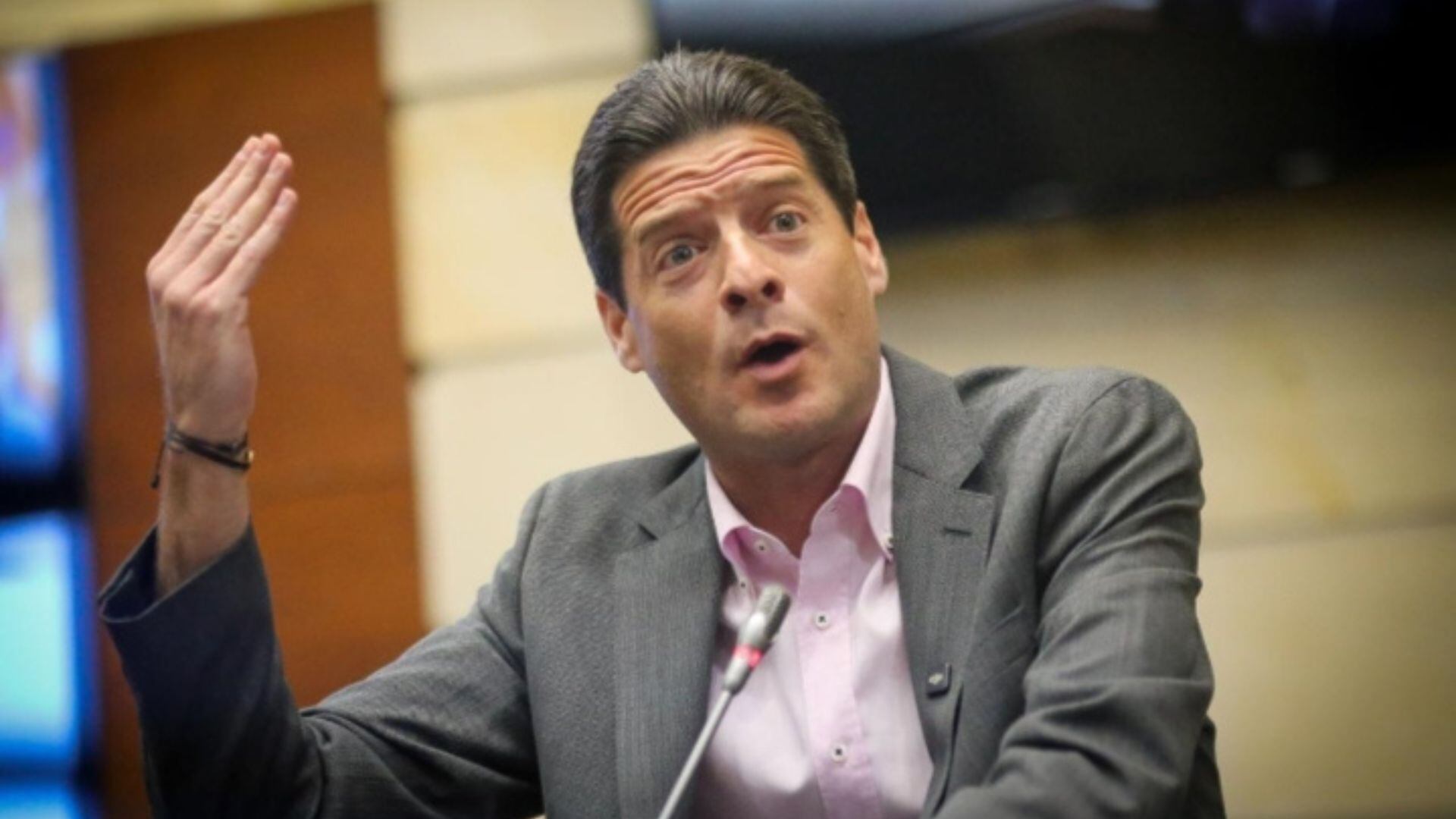 Mauricio Gómez Amín reiteró que su retiro es una decisión personal y enfatizó que no buscará cargos públicos. - crédito Prensa Senado