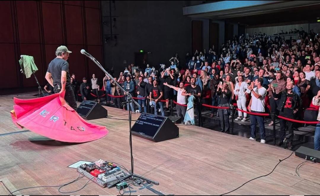 Su paso por Manizales fue menos tedioso que su visita a Cali - crédito Andrés Calamaro / Instagram