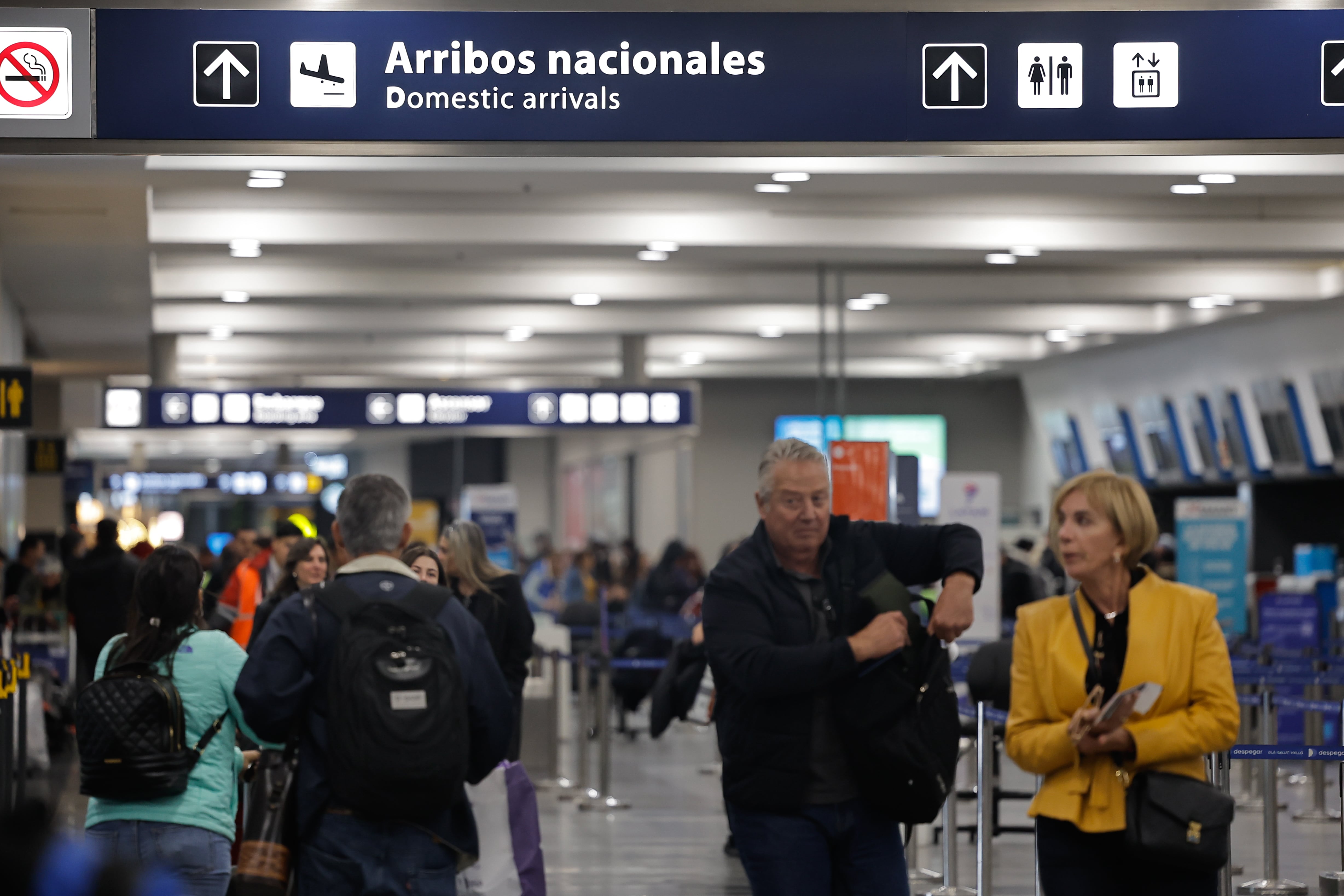 La Secretaría de Trabajo exigió prestaciones mínimas en la ANAC ante una medida de fuerza que podría afectar a más de 27 terminales del país. (EFE/ Juan Ignacio Roncoroni)