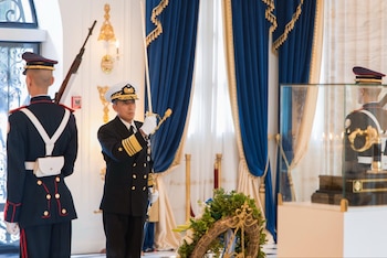 El Gobierno de El Salvador rindió homenaje a Francisco Morazán por el 234.º aniversario de su natalicio. (Cortesía: Secretaría de Prensa de la Presidencia)