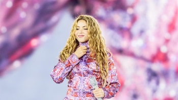 Shakira anunció el aplazamiento de su presentación en las pirámides de Egipto: esta será la nueva fecha
