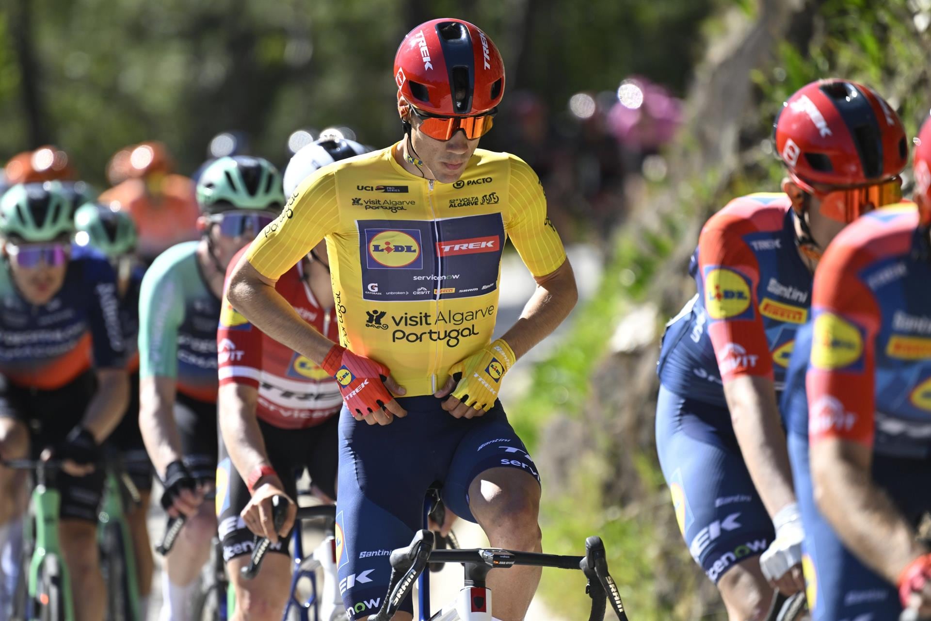 El español Juan Ayuso conquista a lo grande la Vuelta al Algarve